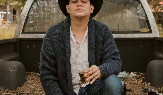 U N M E J O R H O M B R E